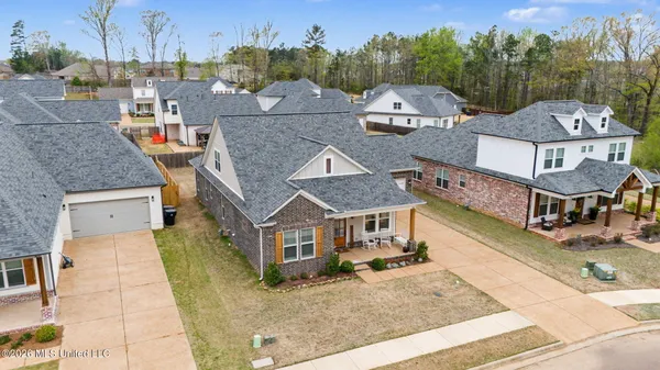 $394,900 | 3847 Swan Cove, Hernando, MS 38632