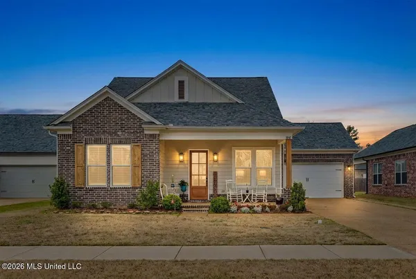$394,900 | 3847 Swan Cove, Hernando, MS 38632