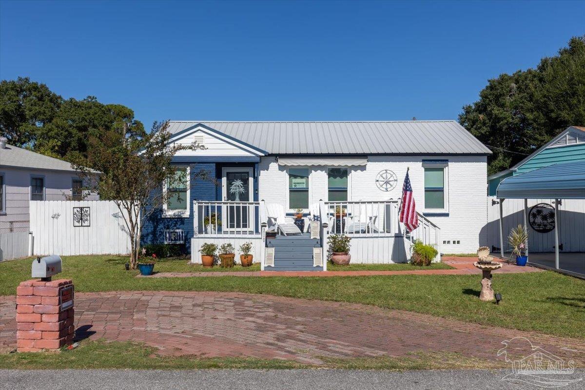 210 Berry Road Pensacola, FL 32507 - Photo 2 of 30