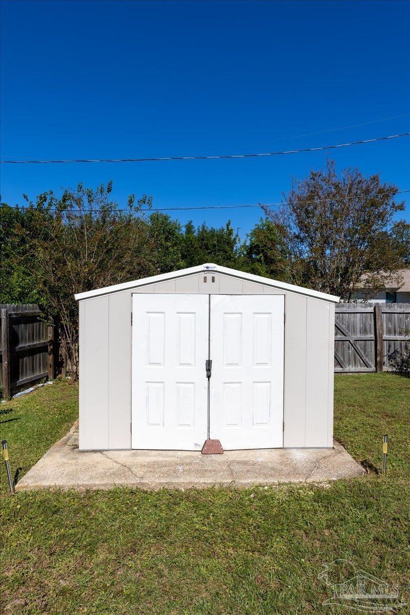 210 Berry Road Pensacola, FL 32507 - Photo 24 of 30