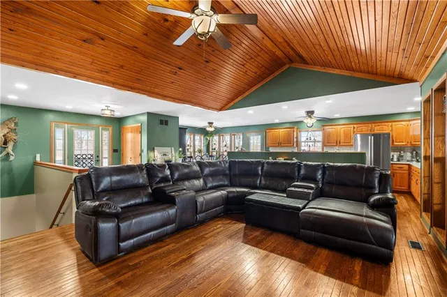 $469,900 | 22507 South 2325th Road, Milo, MO 64767