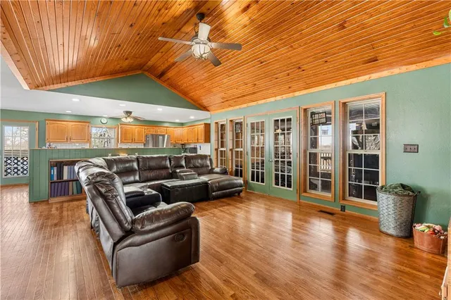 $469,900 | 22507 South 2325th Road, Milo, MO 64767