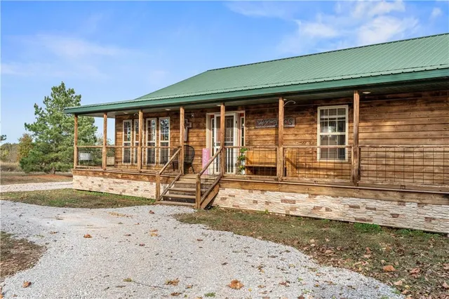 $469,900 | 22507 South 2325th Road, Milo, MO 64767