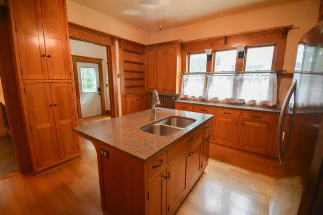 $360,000 | 915 East Center Street, Rochester, MN 55904