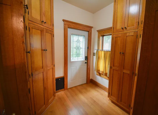 $360,000 | 915 East Center Street, Rochester, MN 55904