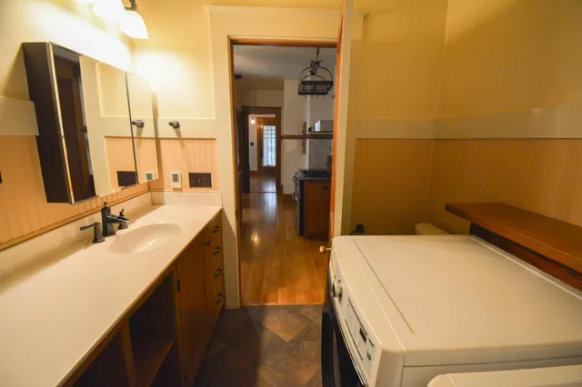 $360,000 | 915 East Center Street, Rochester, MN 55904