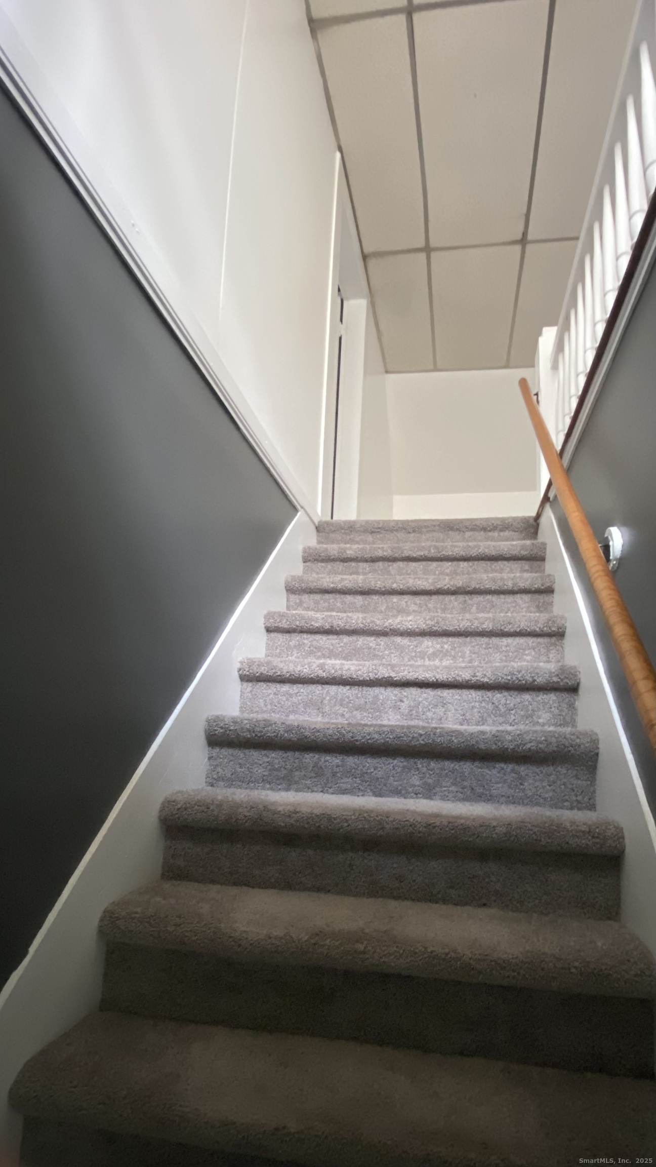 26 Pine Street, Unit 2 Torrington, CT 06790 - Photo 24 of 36 a view of entryway