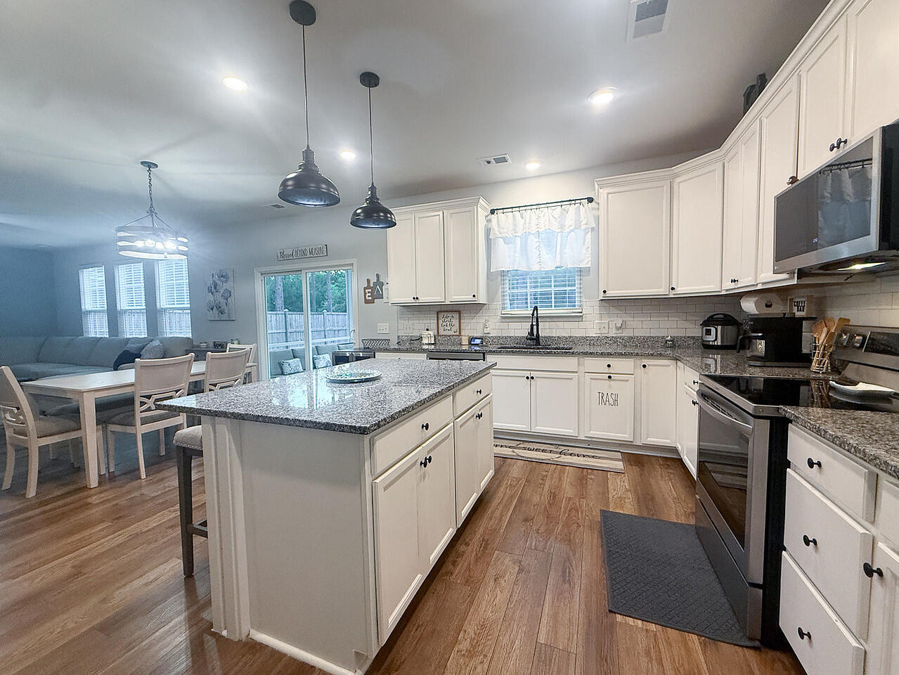 136 Caleb Court Ladson, SC 29456 - Photo 18 of 44 CC-52