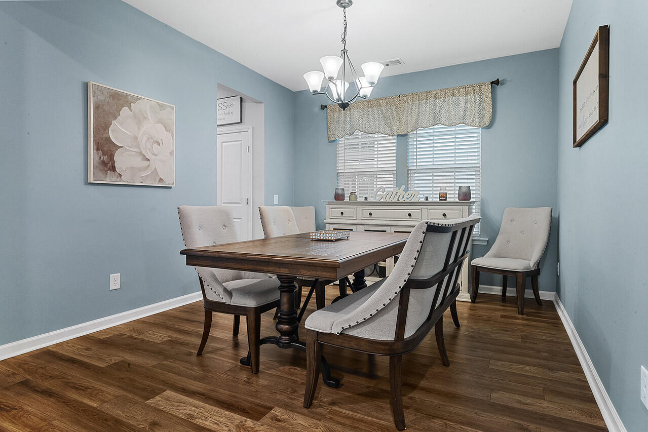 136 Caleb Court Ladson, SC 29456 - Photo 7 of 39 Dining