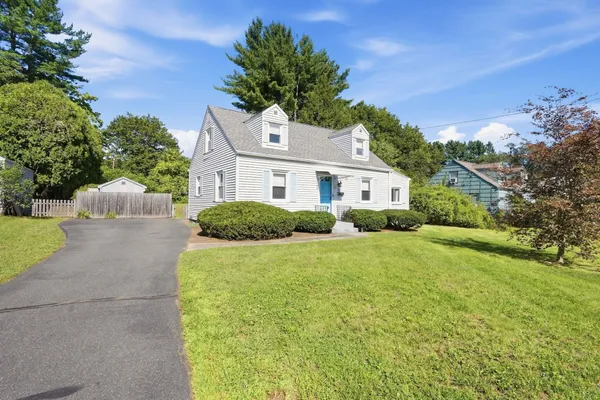 $399,000 | 24 Grandview Street, Northampton, MA 01062