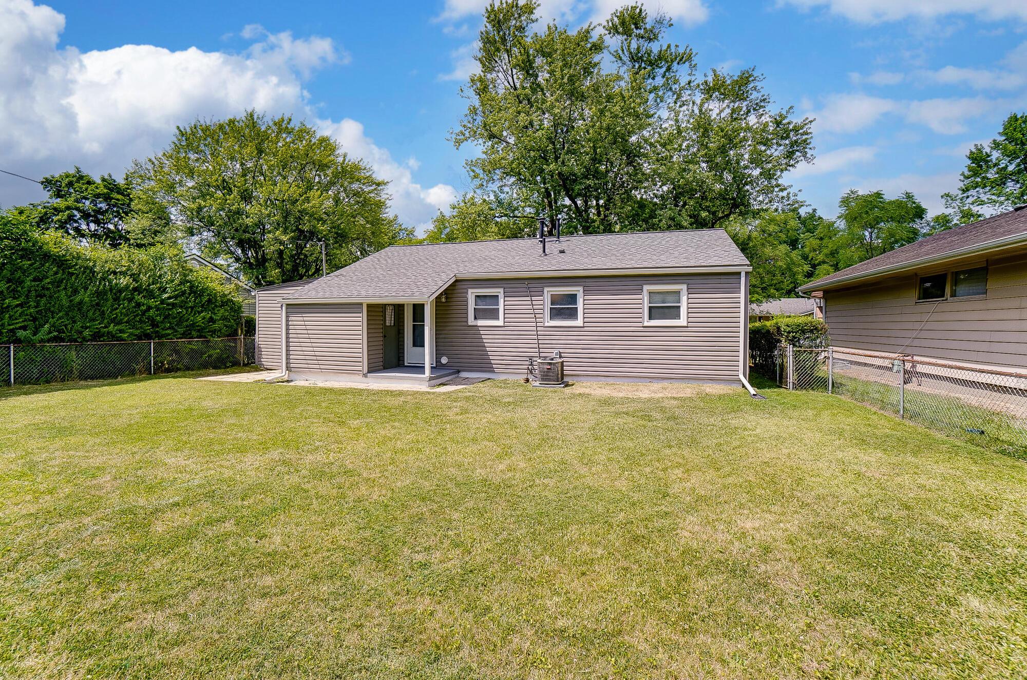 4549 Grimsby Road Columbus, OH 43227 - Photo 21 of 22 Rear of Home