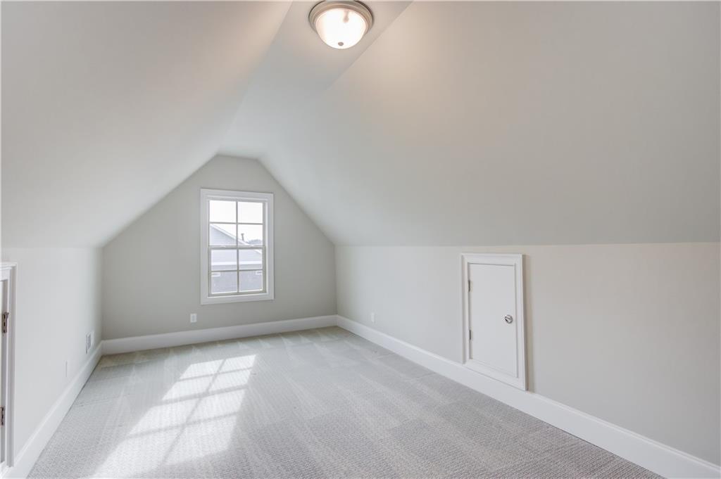 5630 Overlook Club Circle Suwanee, GA 30024 - Photo 24 of 32 an empty room with windows