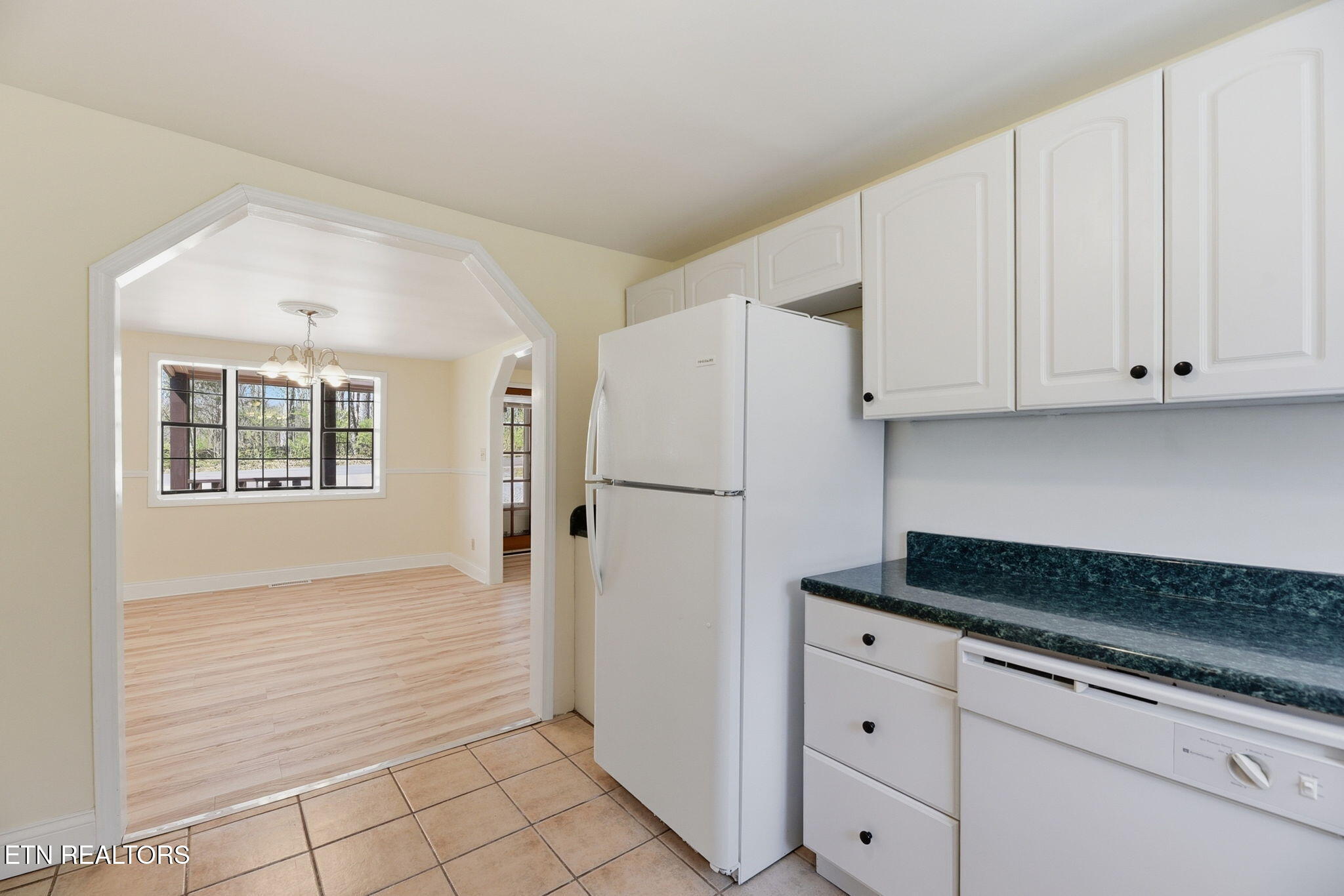 1516 Smallman Road Knoxville, TN 37920 - Photo 15 of 34 16-web-or-mls-Smllmn1516 (41)