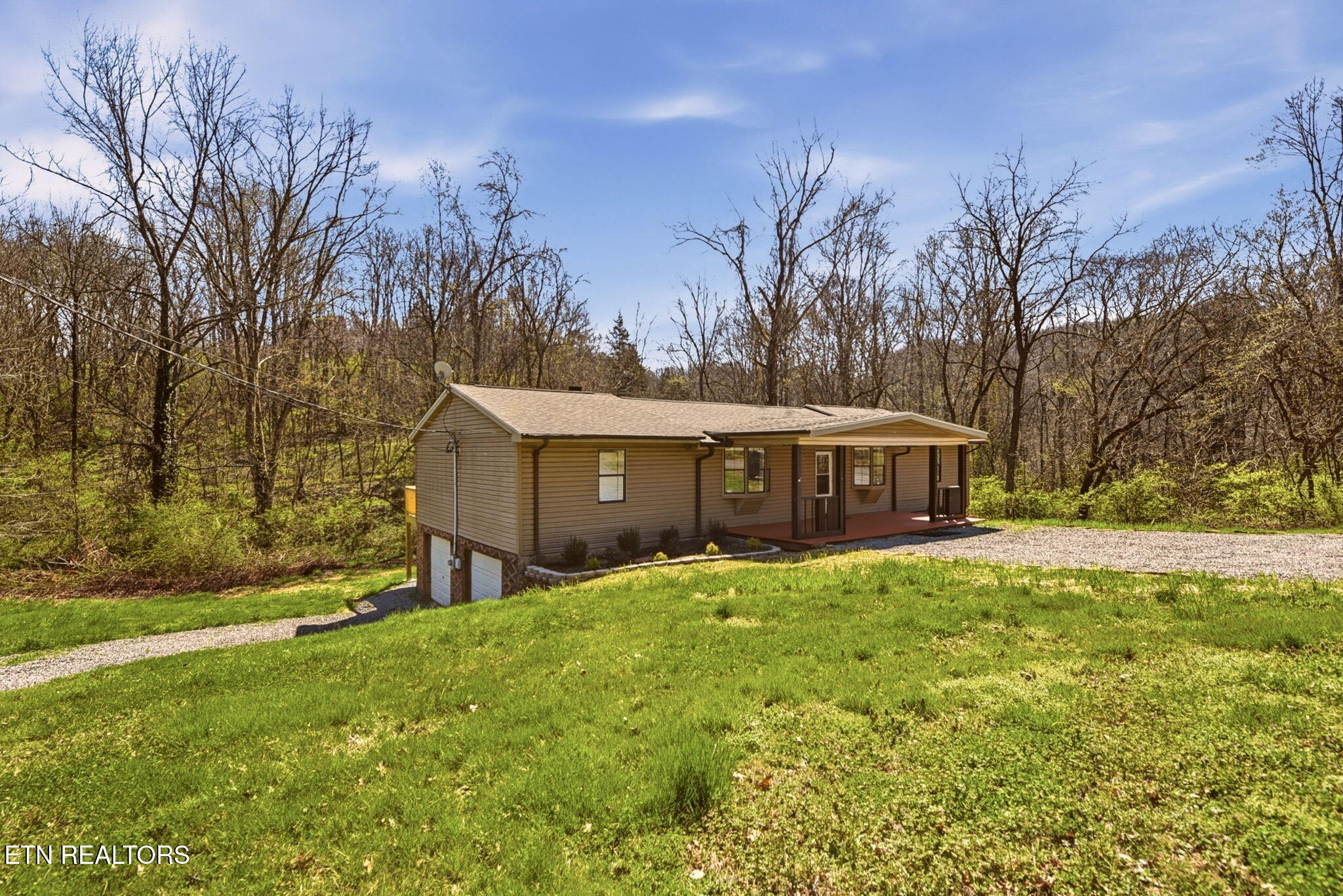 1516 Smallman Road Knoxville, TN 37920 - Photo 3 of 34 3-web-or-mls-Smllmn1516 (8)