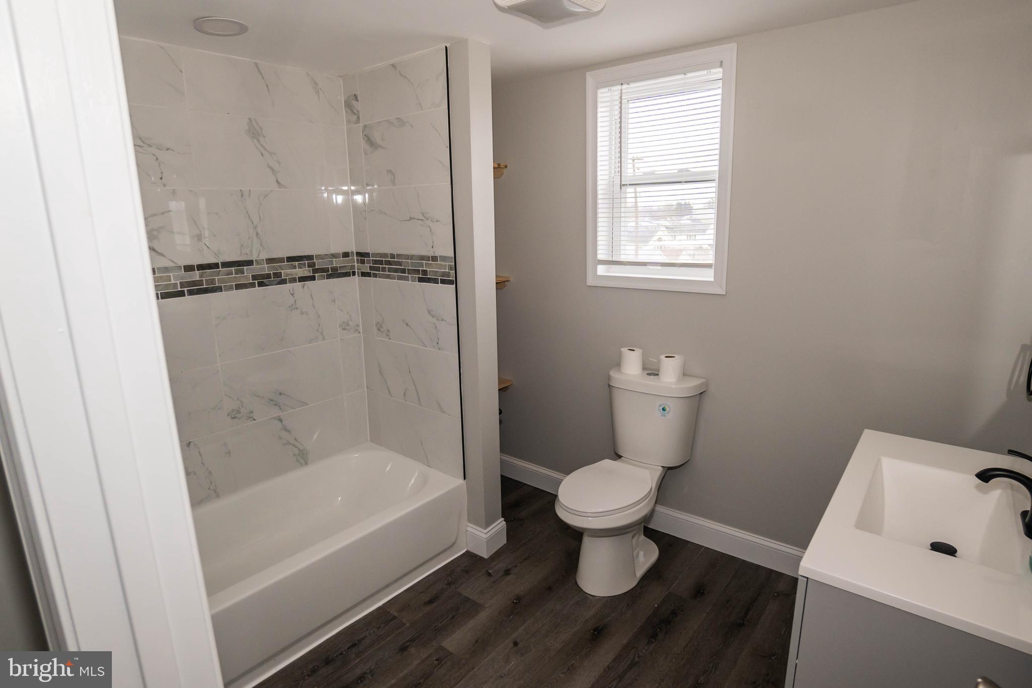 6706 North Point Road Sparrows Point, MD 21219 - Photo 5 of 17