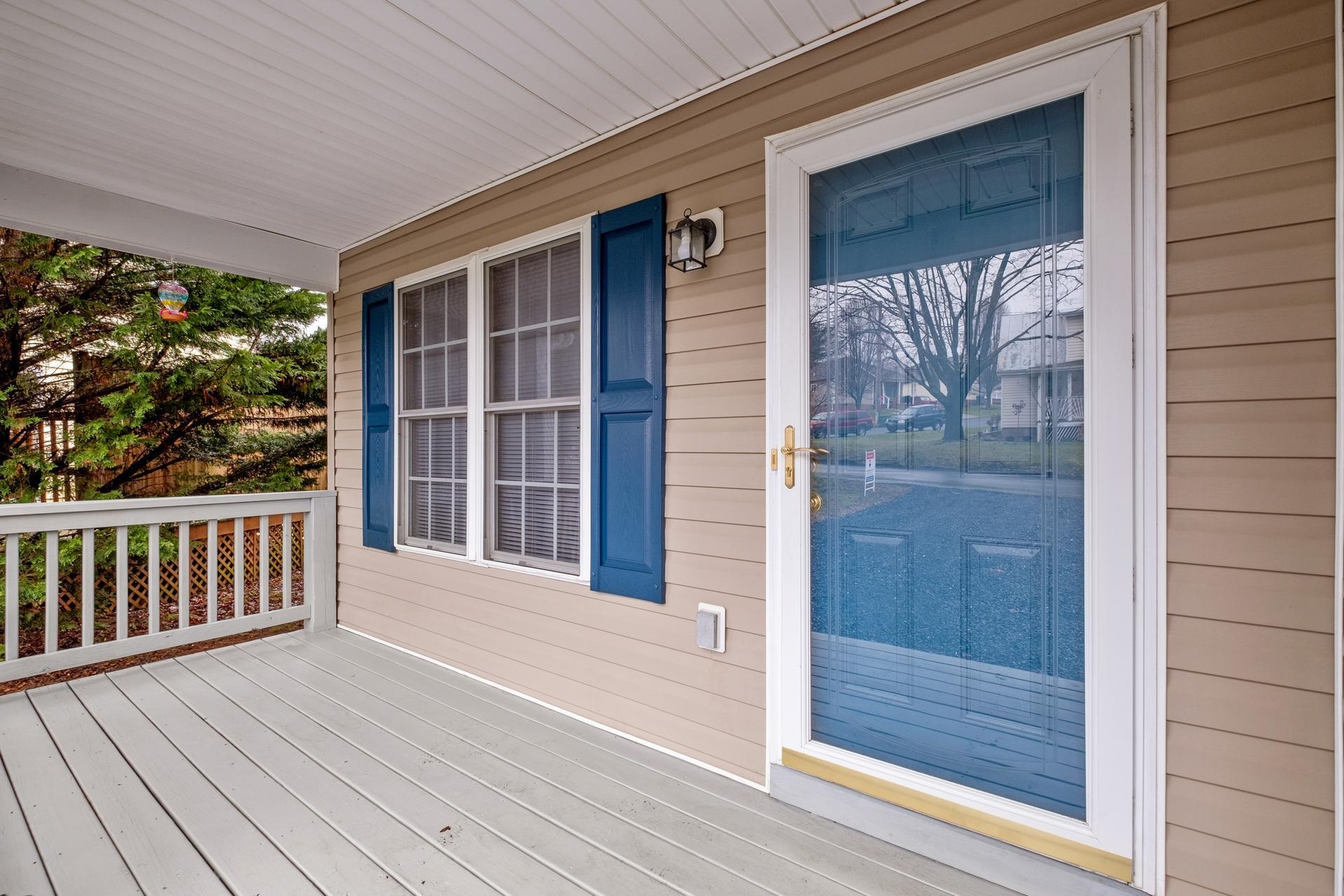 629 Western Road Waynesboro, VA 22980 - Photo 8 of 27 Gallery Image 8