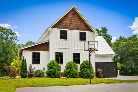 $949,000 | 657 Campbell Camp Circle, Blue Ridge, GA 30513