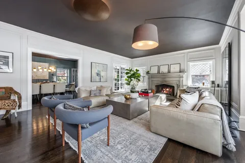 $2,500,000 | 420 North Euclid Avenue, Oak Park, IL 60302