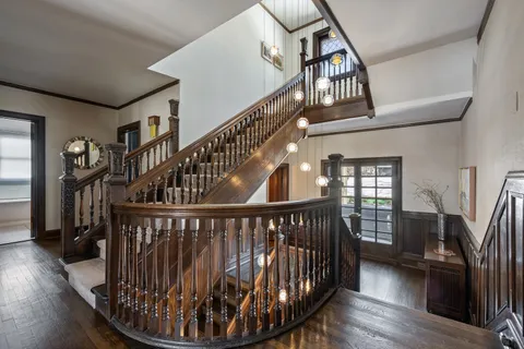 $2,500,000 | 420 North Euclid Avenue, Oak Park, IL 60302