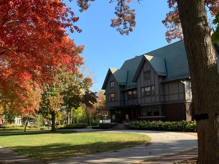 $2,500,000 | 420 North Euclid Avenue, Oak Park, IL 60302