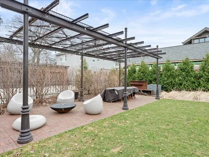 $2,500,000 | 420 North Euclid Avenue, Oak Park, IL 60302