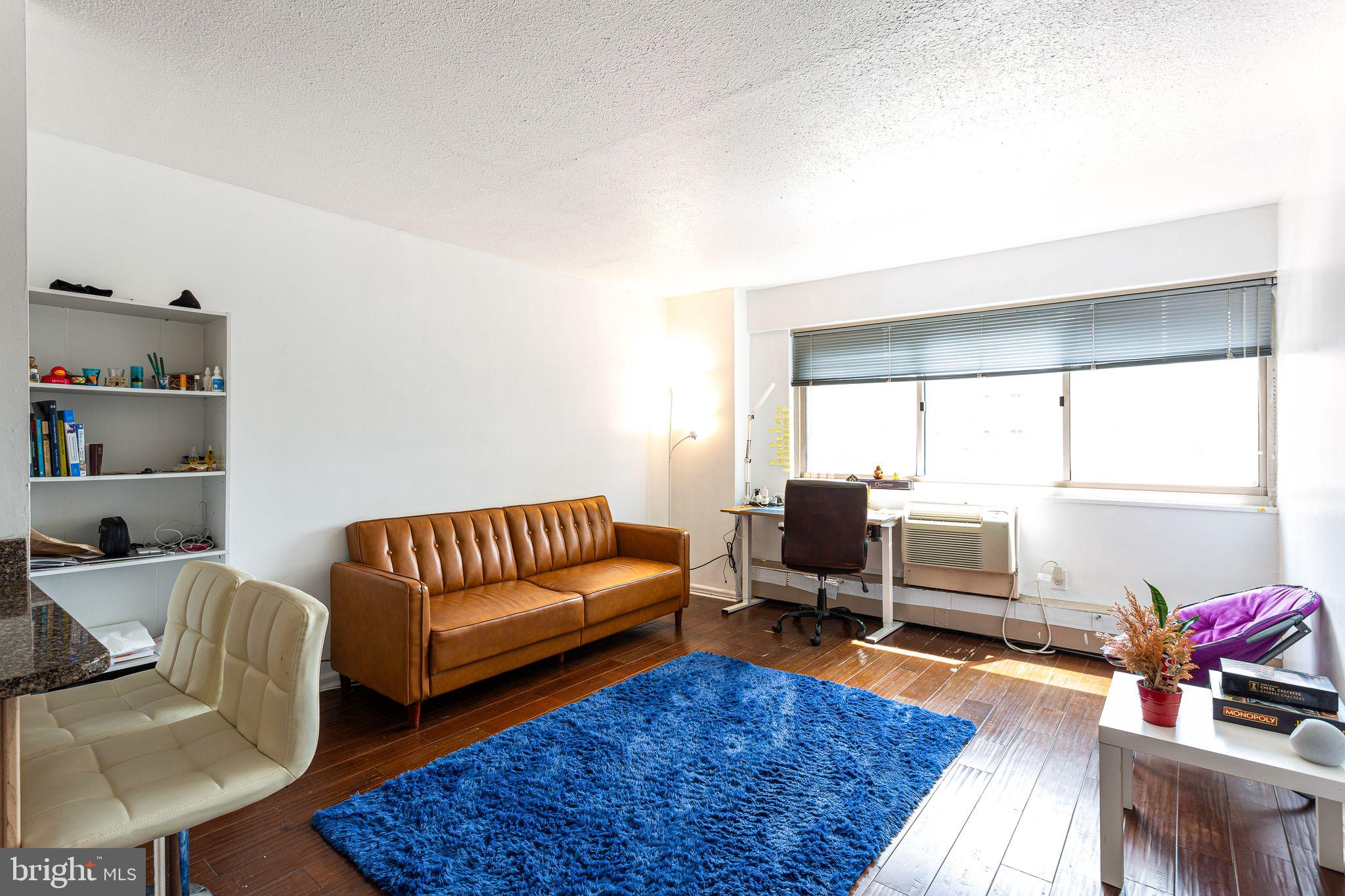 2101 Chestnut Street, Unit 1012 Philadelphia, PA 19103 - Photo 4 of 15 Gallery Image 4