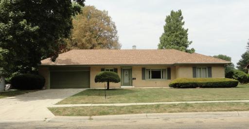407 Cleveland Avenue Rochelle, IL 61068 - Photo 1 of 9