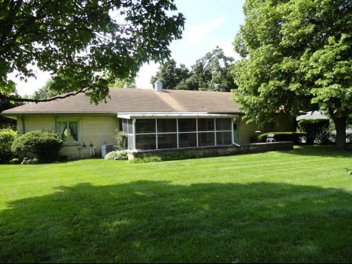 407 Cleveland Avenue Rochelle, IL 61068 - Photo 8 of 9