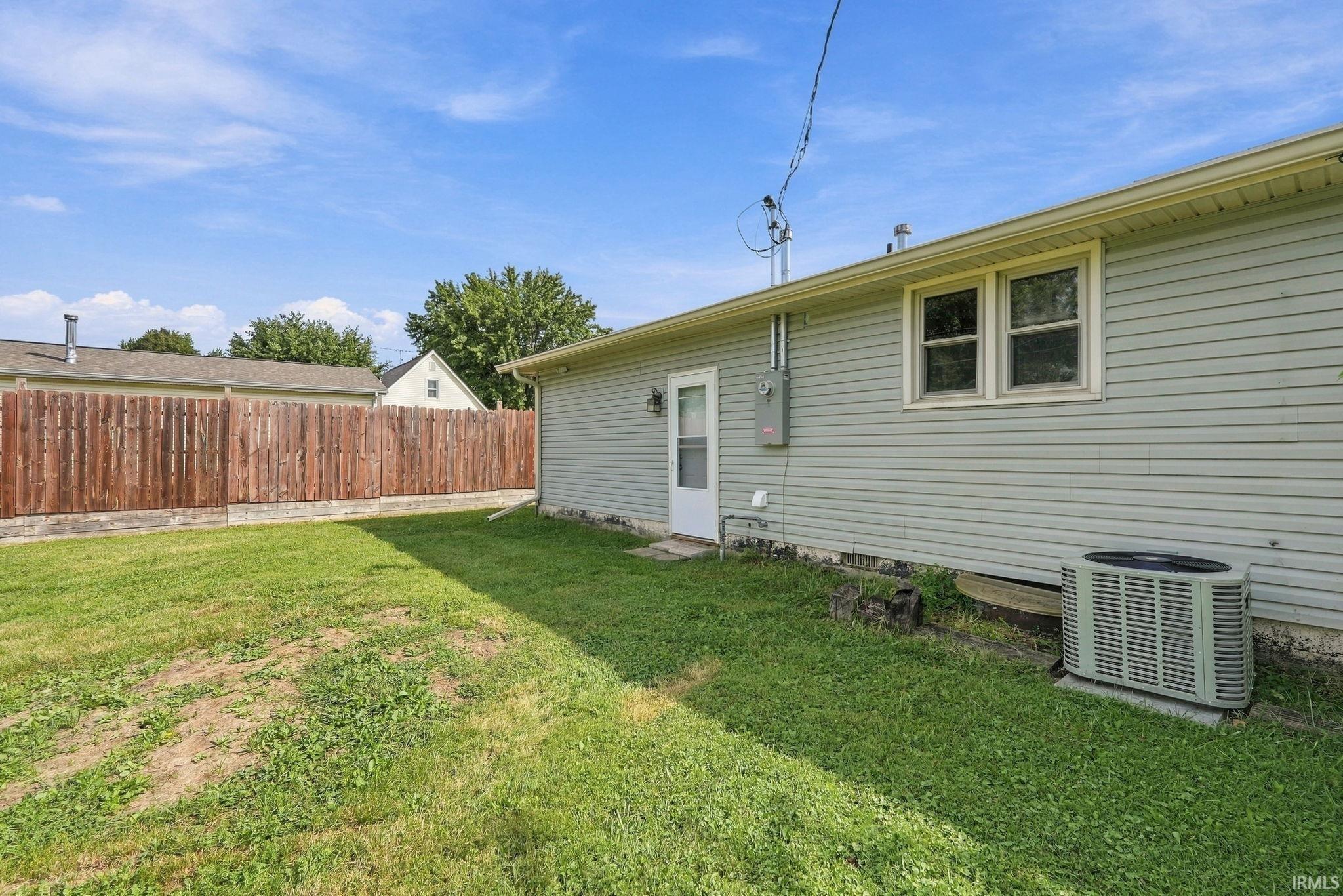519 North Claypool Road Muncie, IN 47303 - Photo 4 of 22 Gallery Image 4