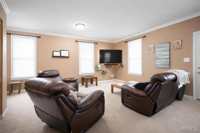 $190,000 | 617 Washington Street, Highland, IL 62249