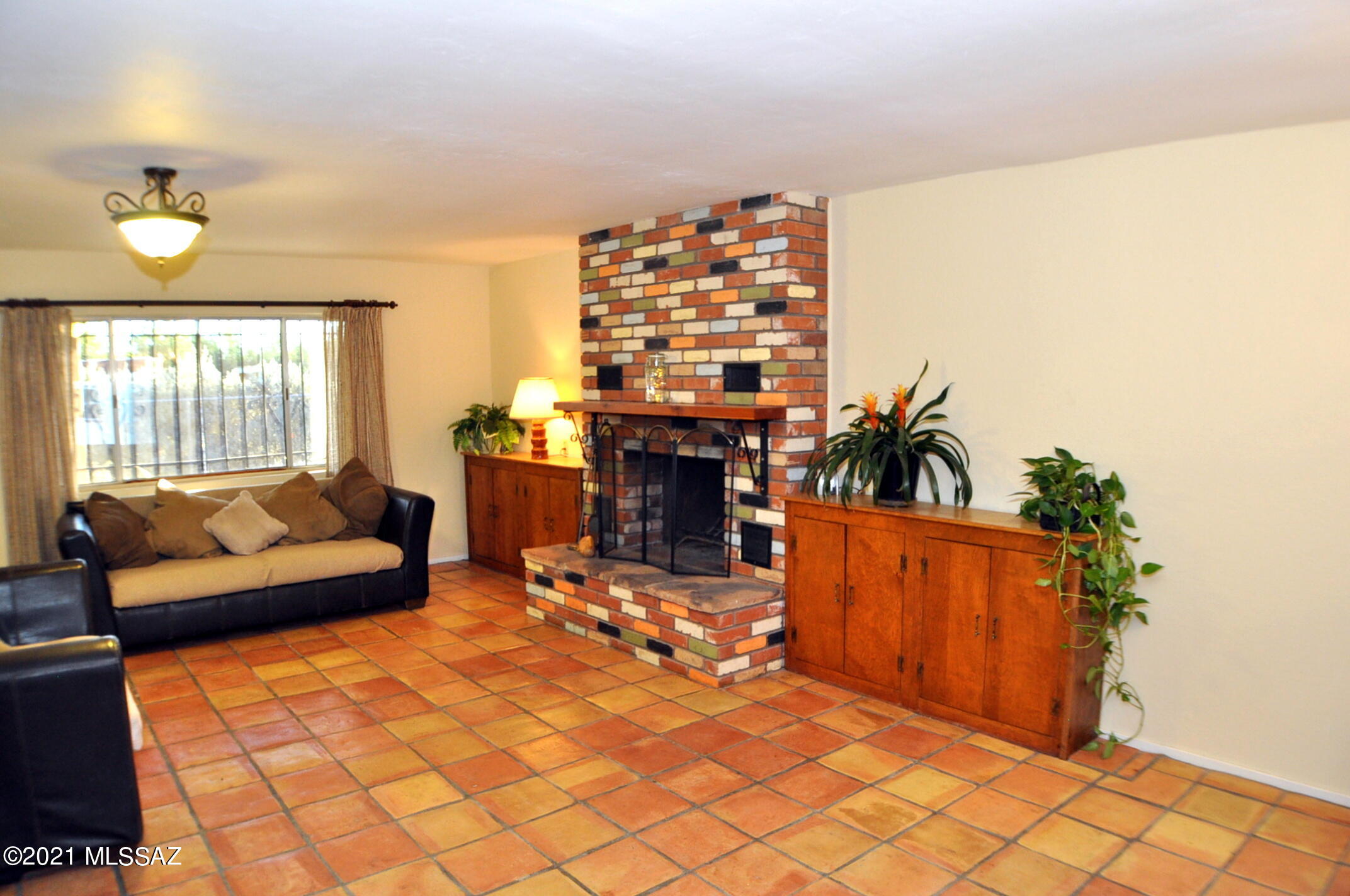 1051 East Mossman Road Tucson, AZ 85706 - Photo 17 of 48 Gallery Image 17
