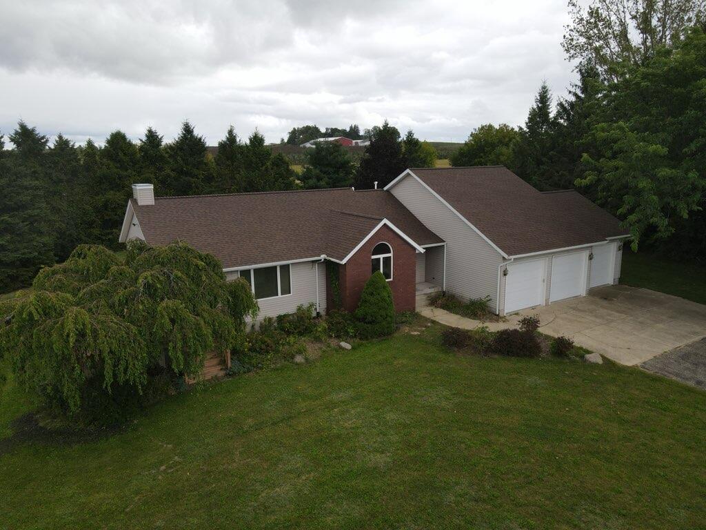 5464 South Maple Island Road Fremont, MI 49412 - Photo 11 of 45 11