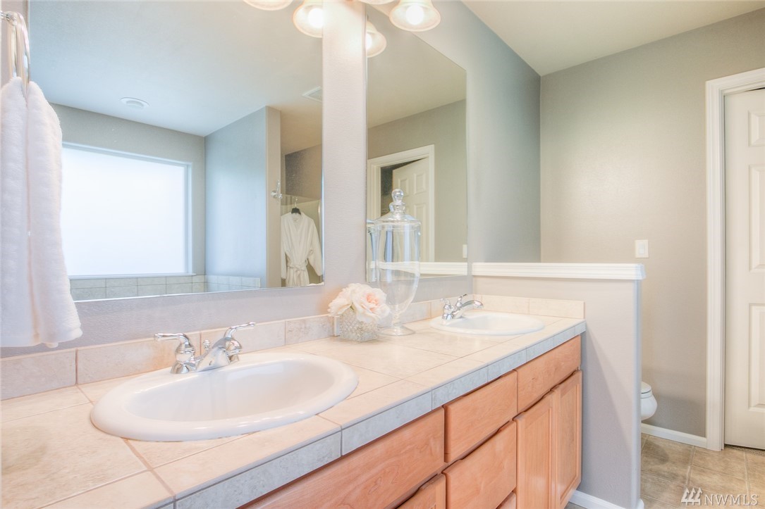 1709 235th Place Southwest Bothell, WA 98021 - Photo 18 of 23