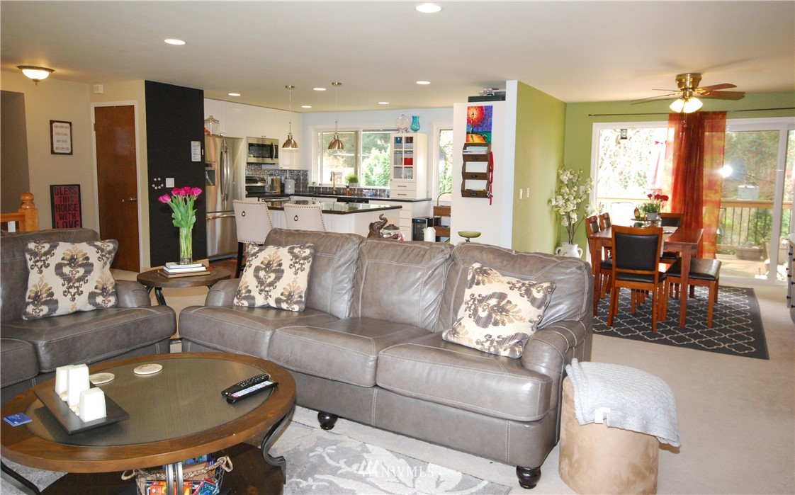 11015 Northeast 150th Street Bothell, WA 98011 - Photo 11 of 21 Gallery Image 11