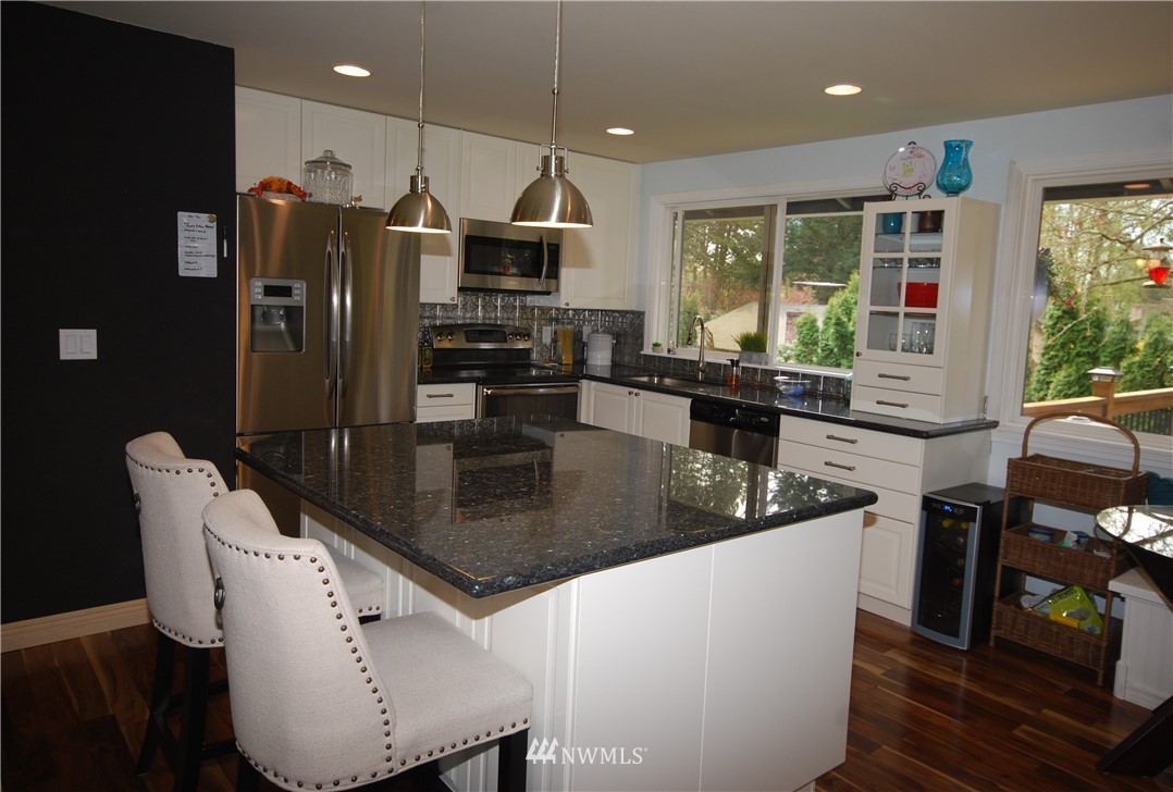 11015 Northeast 150th Street Bothell, WA 98011 - Photo 8 of 21 Gallery Image 8