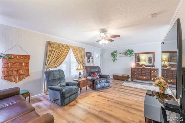 $249,500 | 858 County Road 420, Poplar Bluff, MO 63901