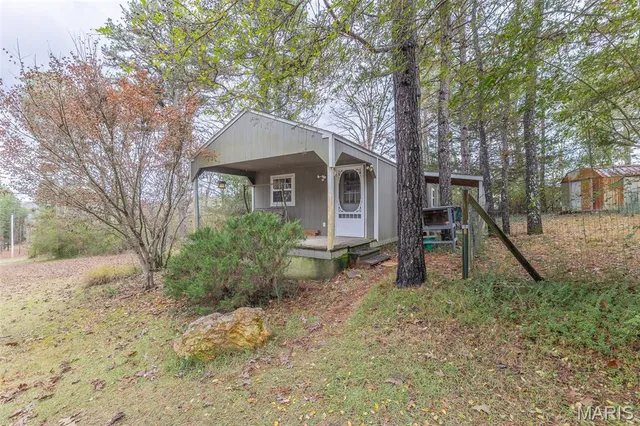 $249,500 | 858 County Road 420, Poplar Bluff, MO 63901