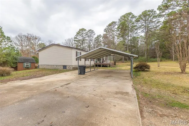 $249,500 | 858 County Road 420, Poplar Bluff, MO 63901