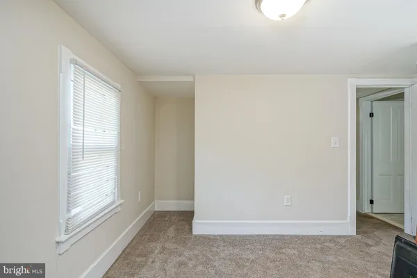 $2,600 | 20 Dickinson Street, Woodstown, NJ 08098