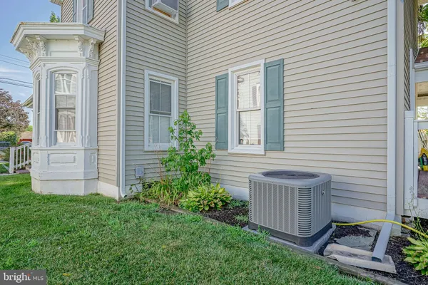 $2,600 | 20 Dickinson Street, Woodstown, NJ 08098