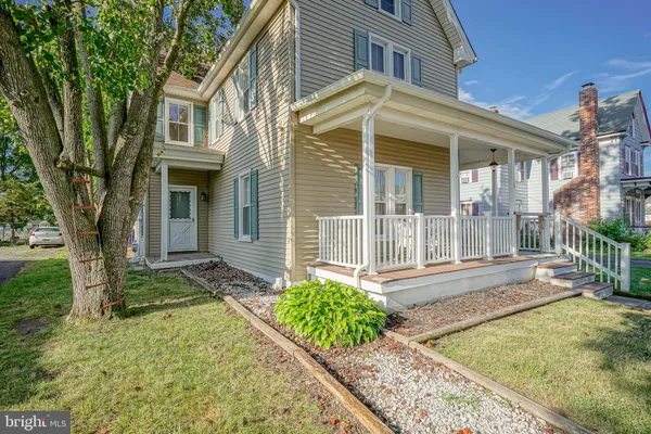 $2,600 | 20 Dickinson Street, Woodstown, NJ 08098