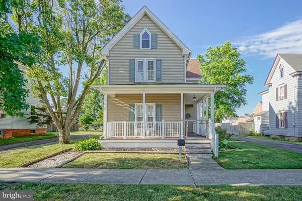 $2,600 | 20 Dickinson Street, Woodstown, NJ 08098