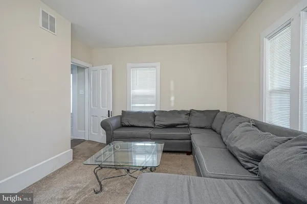 $2,600 | 20 Dickinson Street, Woodstown, NJ 08098