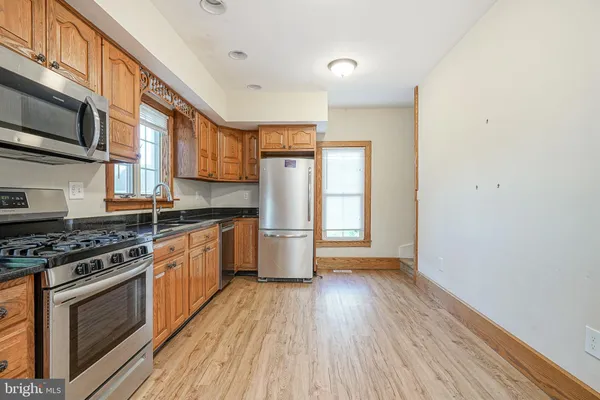 $2,600 | 20 Dickinson Street, Woodstown, NJ 08098