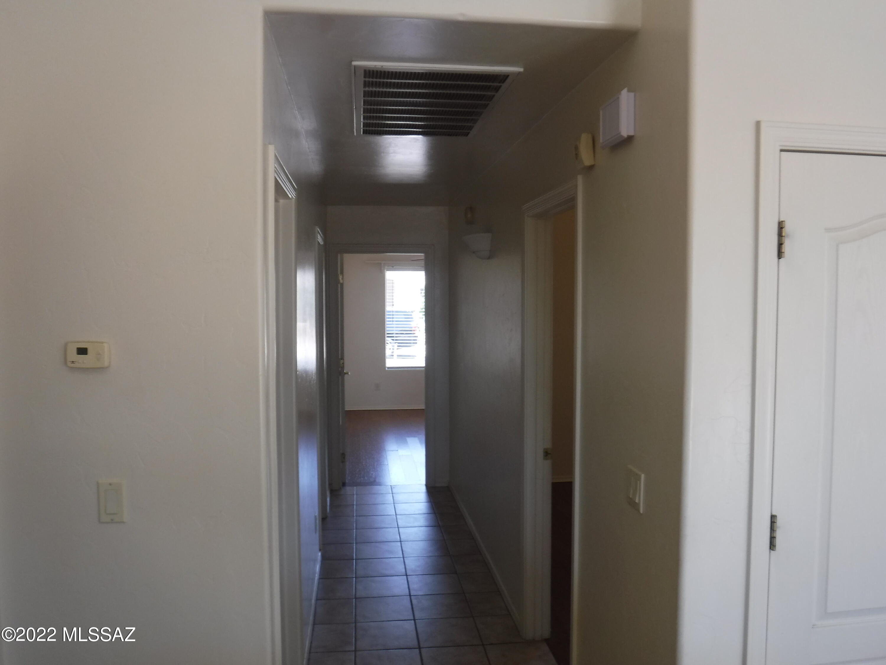 317 West Plateau Road Oro Valley, AZ 85737 - Photo 9 of 40