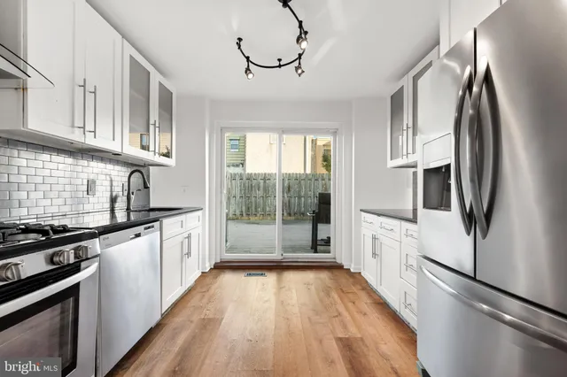 $369,900 | 149 Pierce Street, Philadelphia, PA 19148