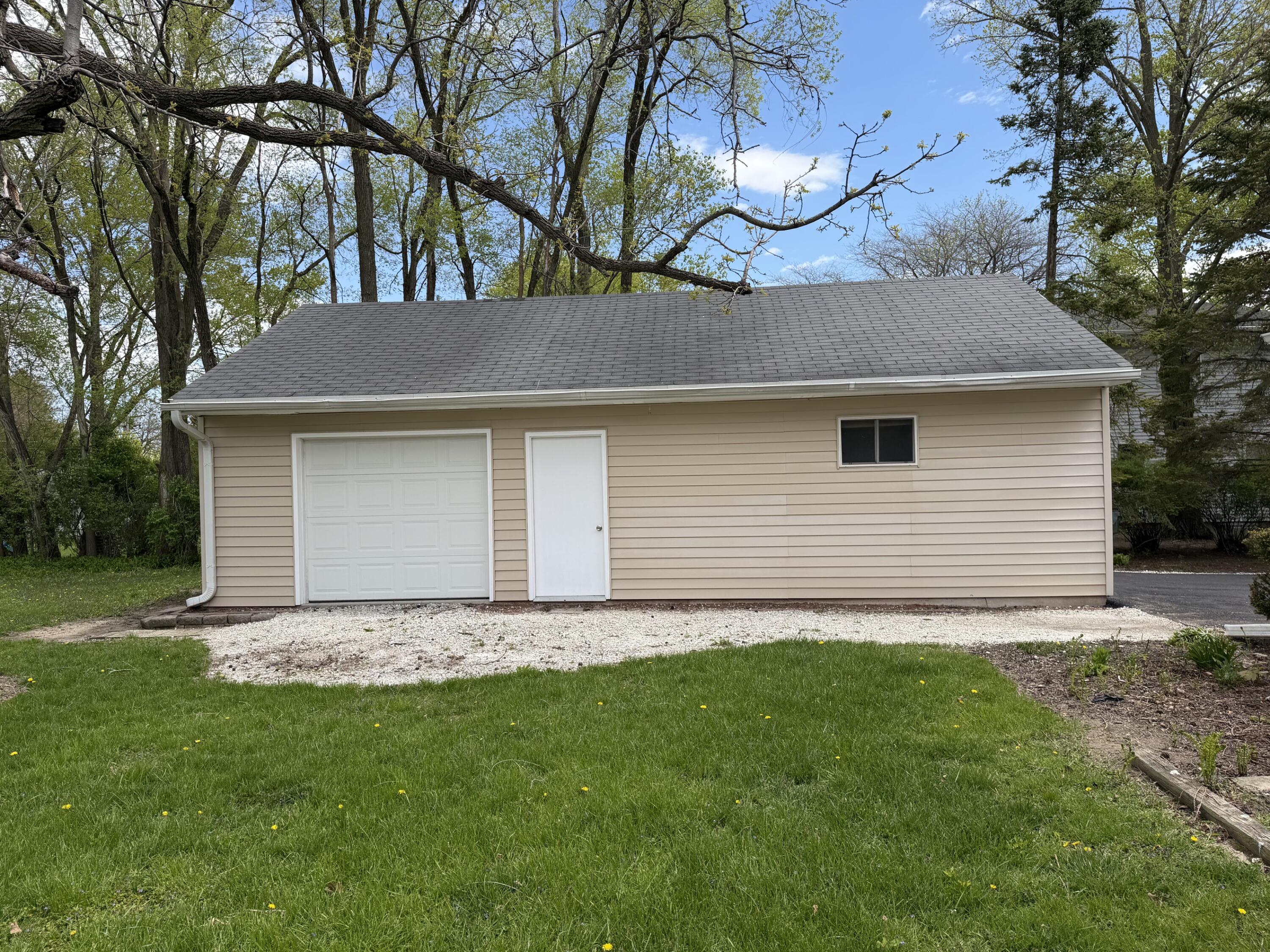3420 3 Mile Road Caledonia, WI 53404 - Photo 20 of 23 Gordon Long - IMG_5310