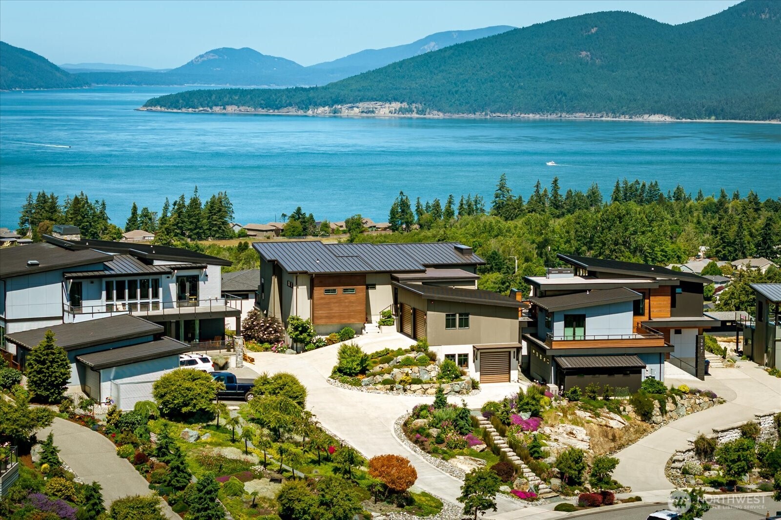 3945 Rock Ridge Parkway Anacortes, WA 98221 - Photo 3 of 40