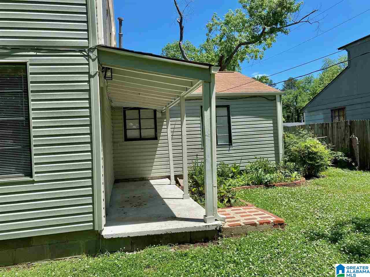 528 Lovett Street Midfield, AL 35228 - Photo 30 of 33