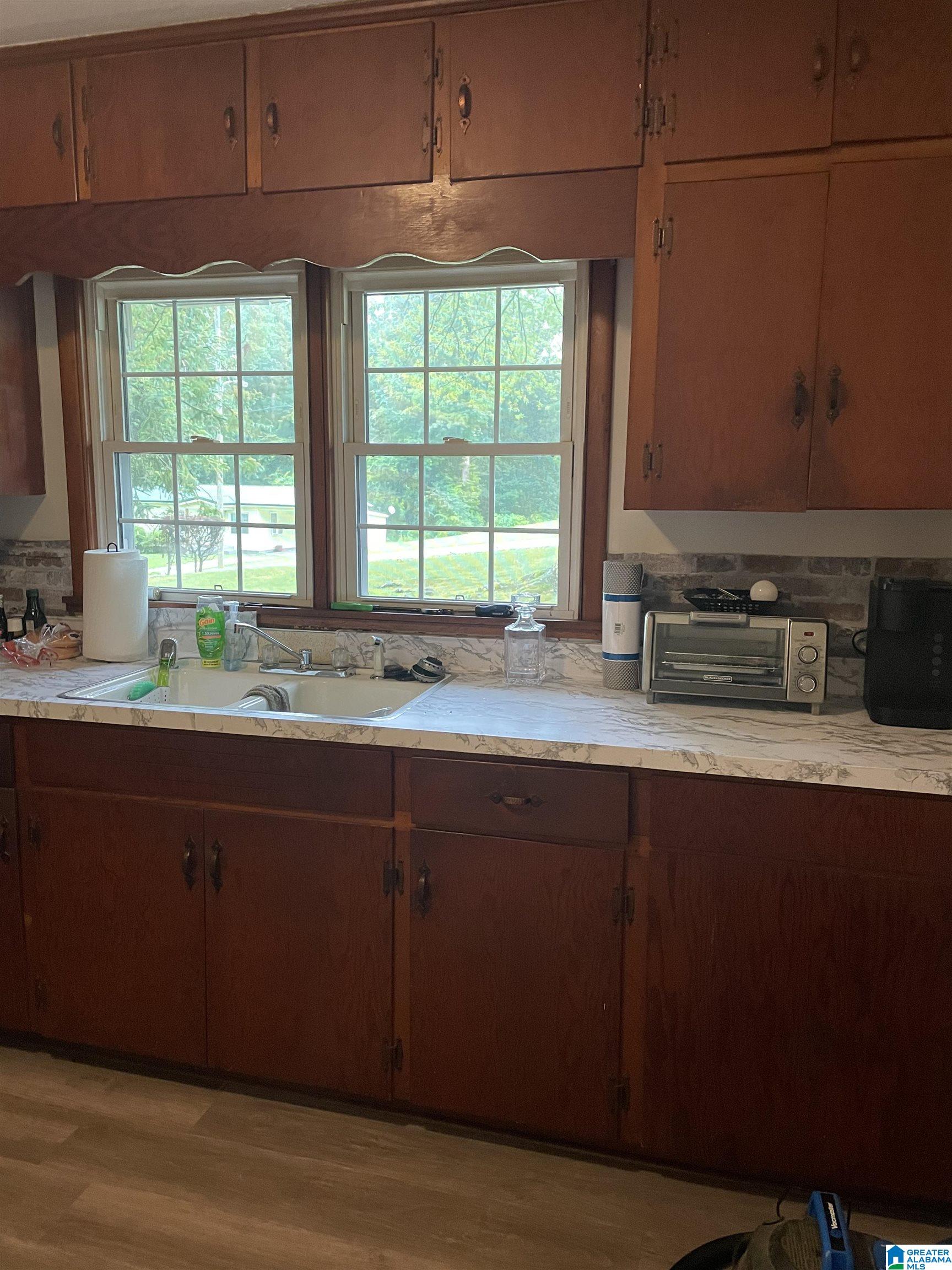 300 Hilton Street Heflin, AL 36264 - Photo 2 of 22